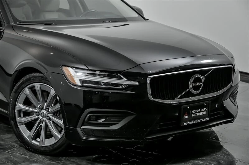 2021 Volvo S60 3rd Gen - Image 2 of 21