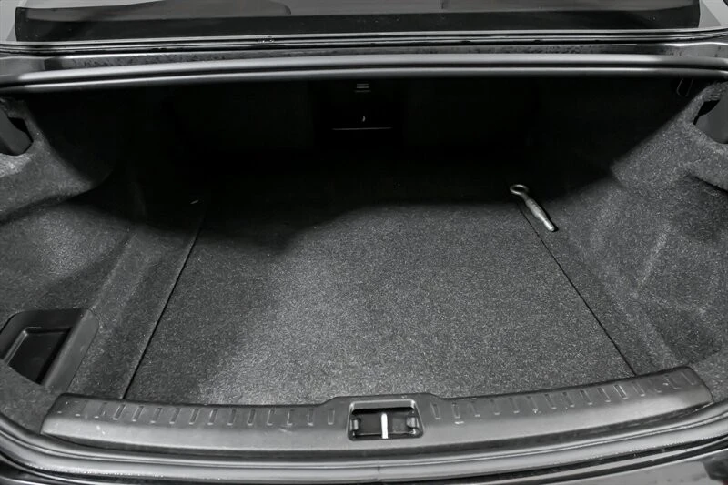 2021 Volvo S60 3rd Gen - Image 13 of 21