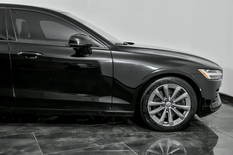 2021 Volvo S60 3rd Gen - Image 12 of 21