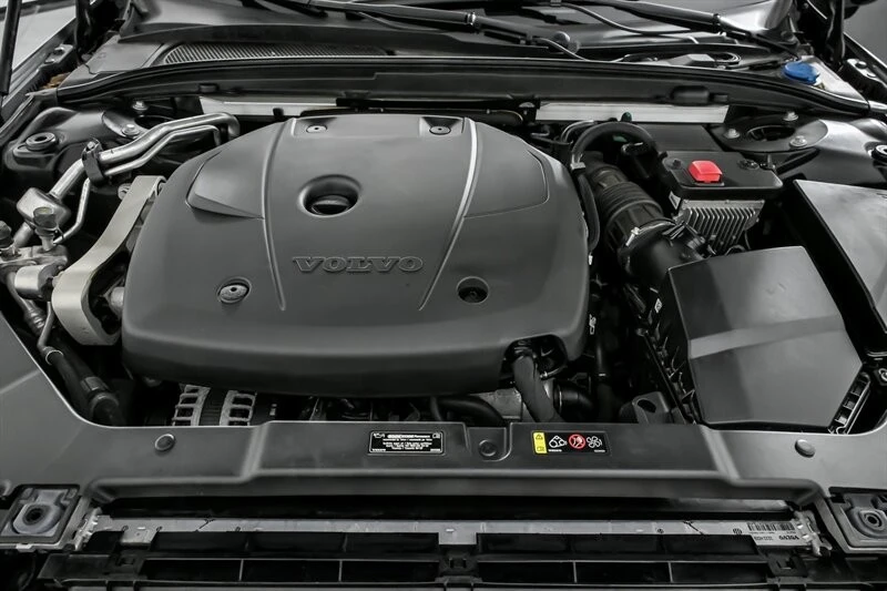 2021 Volvo S60 3rd Gen - Image 14 of 21