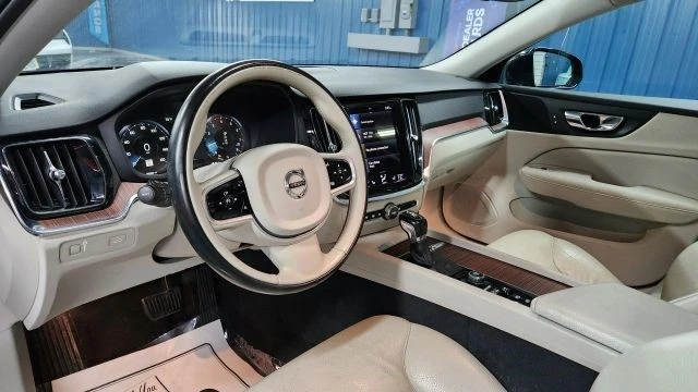 2021 Volvo S60 3rd Gen - Image 8 of 12