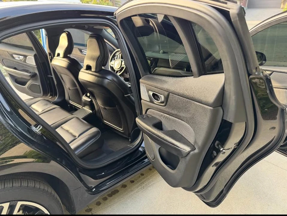 2021 Volvo S60 3rd Gen - Image 5 of 10