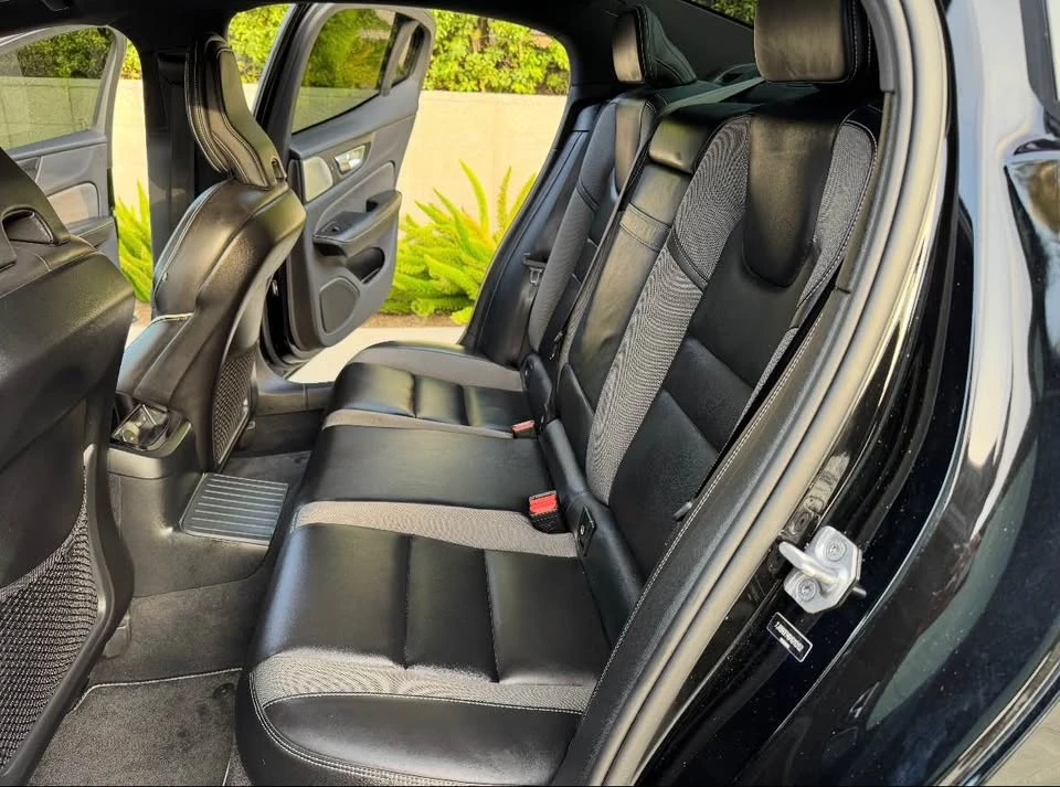2021 Volvo S60 3rd Gen - Image 7 of 10