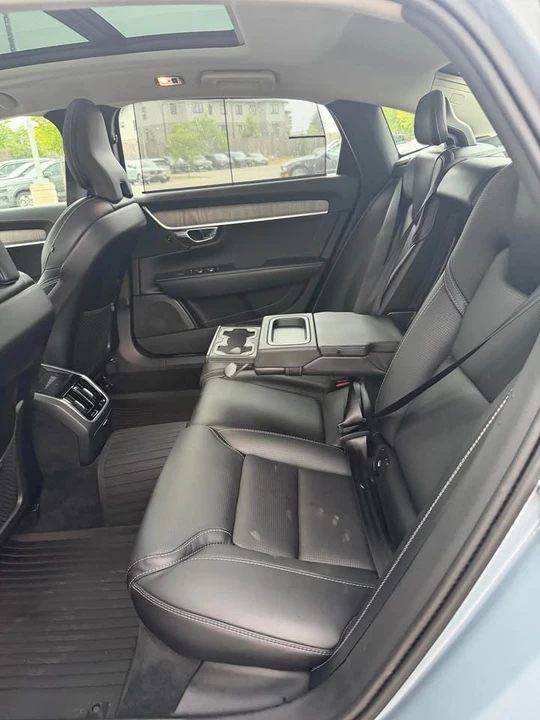 2021 Volvo S90 - Image 11 of 15