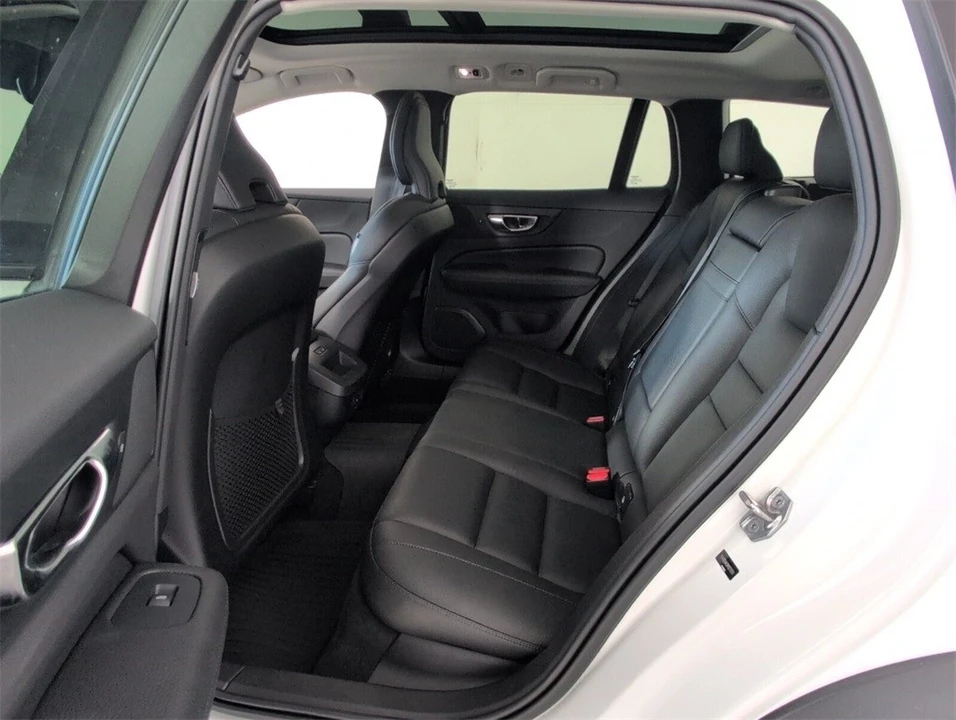 2021 Volvo V60 2nd Gen - Image 7 of 12