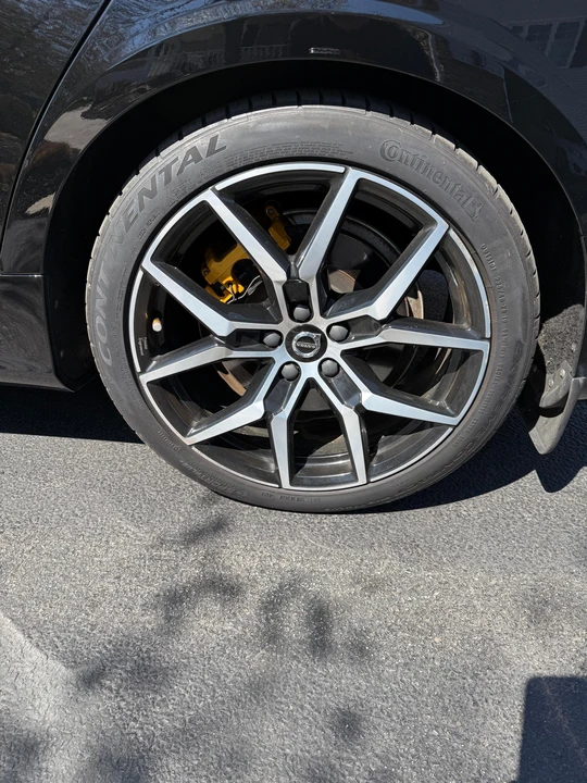 2021 Volvo V60 2nd Gen - Image 25 of 30