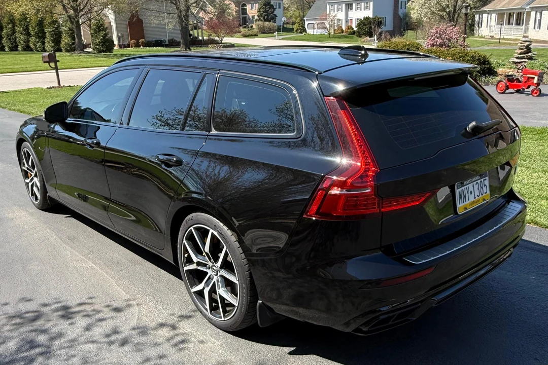 2021 Volvo V60 2nd Gen - Image 4 of 30