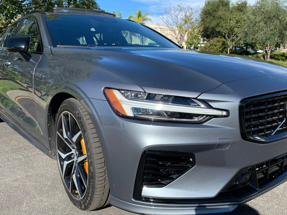 2021 Volvo V60 2nd Gen - Image 17 of 31
