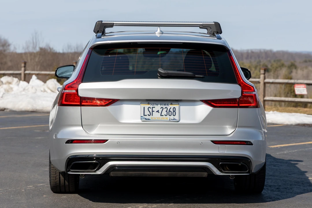 2021 Volvo V60 2nd Gen - Image 5 of 31