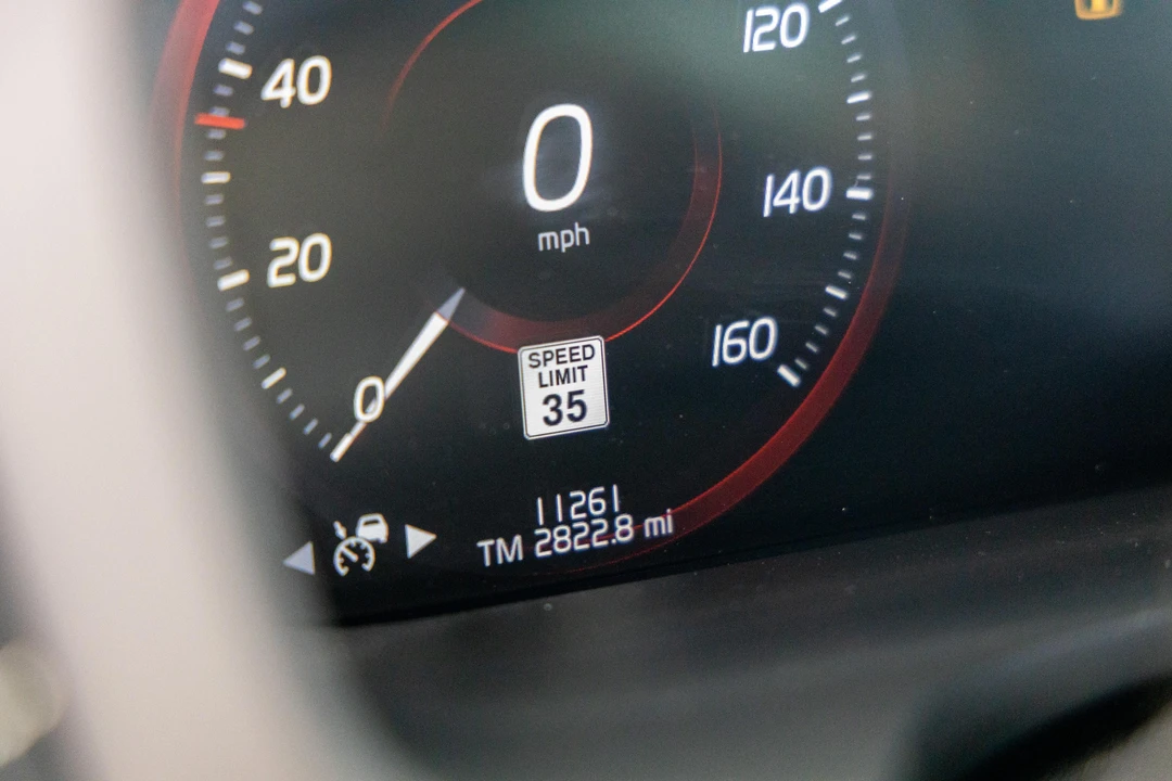 2021 Volvo V60 2nd Gen - Image 30 of 31