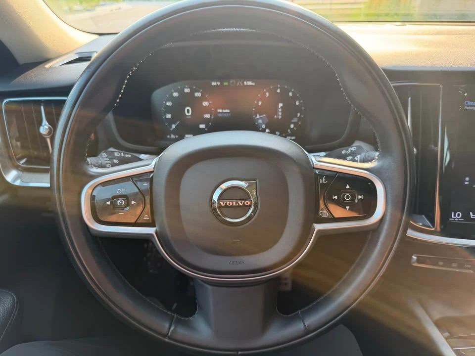 2021 Volvo V60 2nd Gen - Image 14 of 17