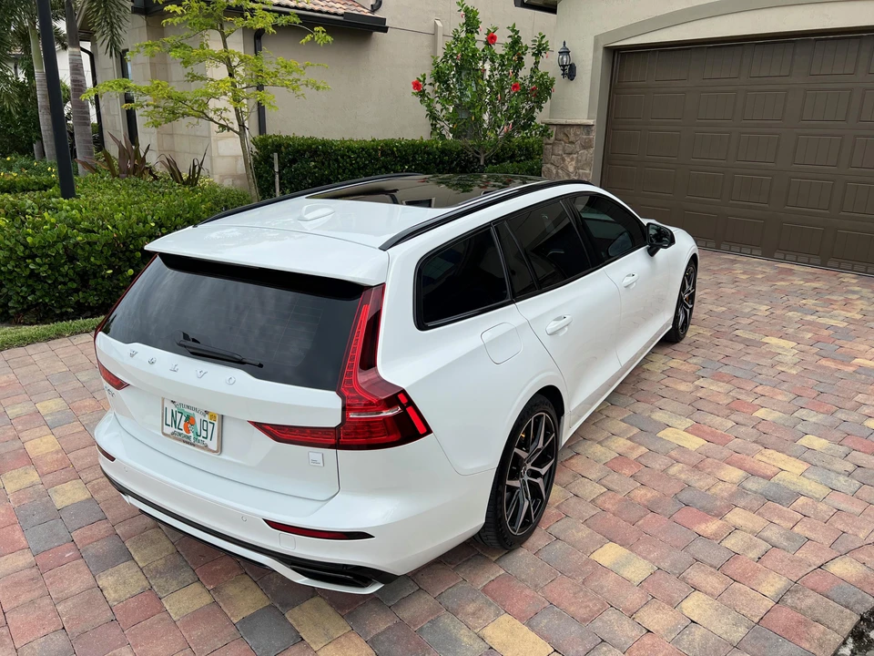 2021 Volvo V60 2nd Gen - Image 24 of 31