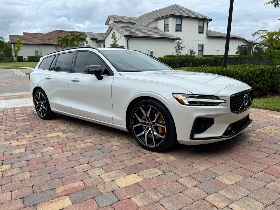 2021 Volvo V60 2nd Gen - Image 28 of 31