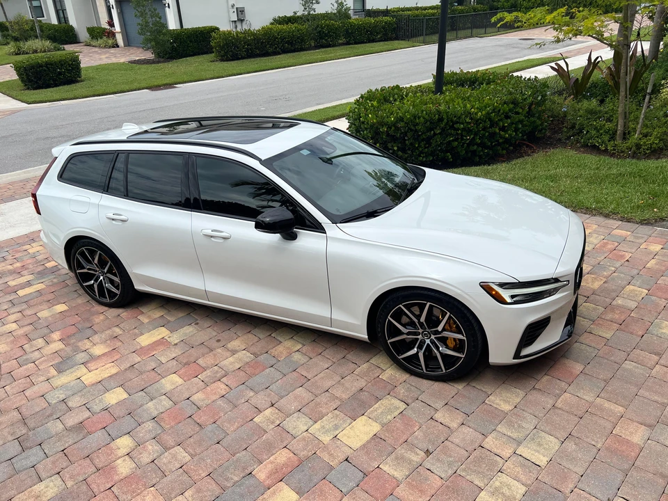 2021 Volvo V60 2nd Gen - Image 26 of 31