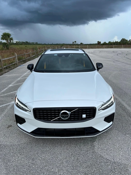 2021 Volvo V60 2nd Gen - Image 6 of 31