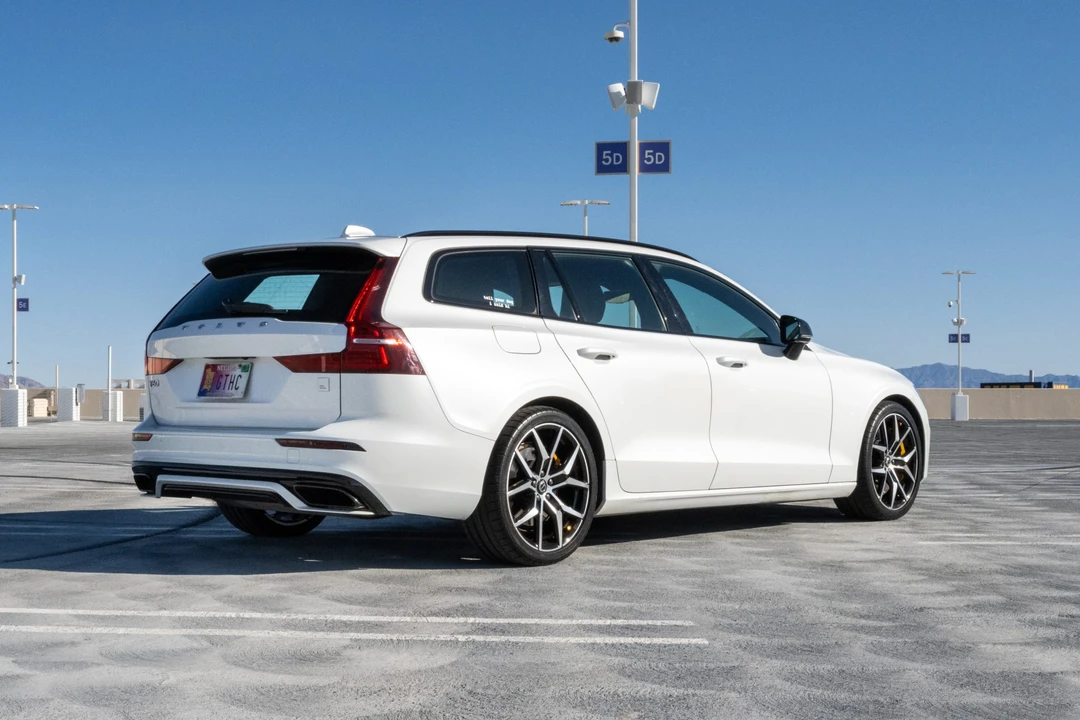 2021 Volvo V60 2nd Gen - Image 6 of 31