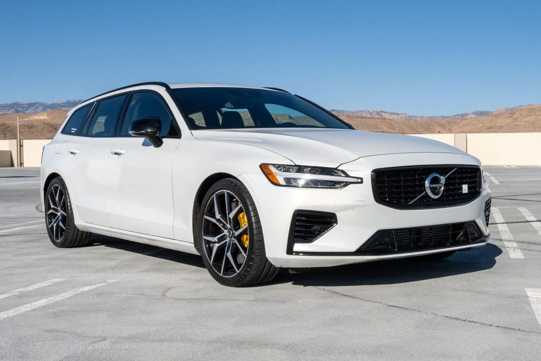 2021 Volvo V60 2nd Gen - Image 4 of 31