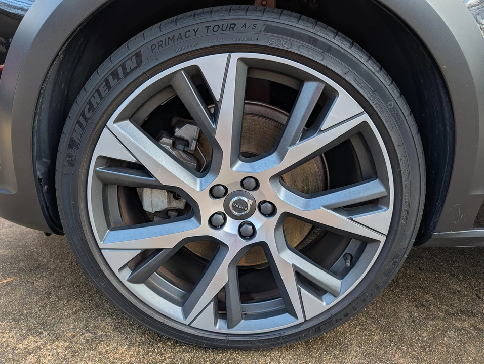 2021 Volvo V90 - Image 15 of 31