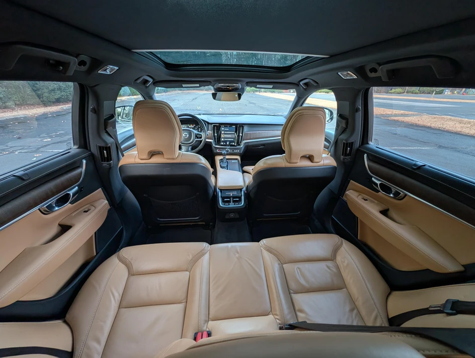 2021 Volvo V90 - Image 25 of 31