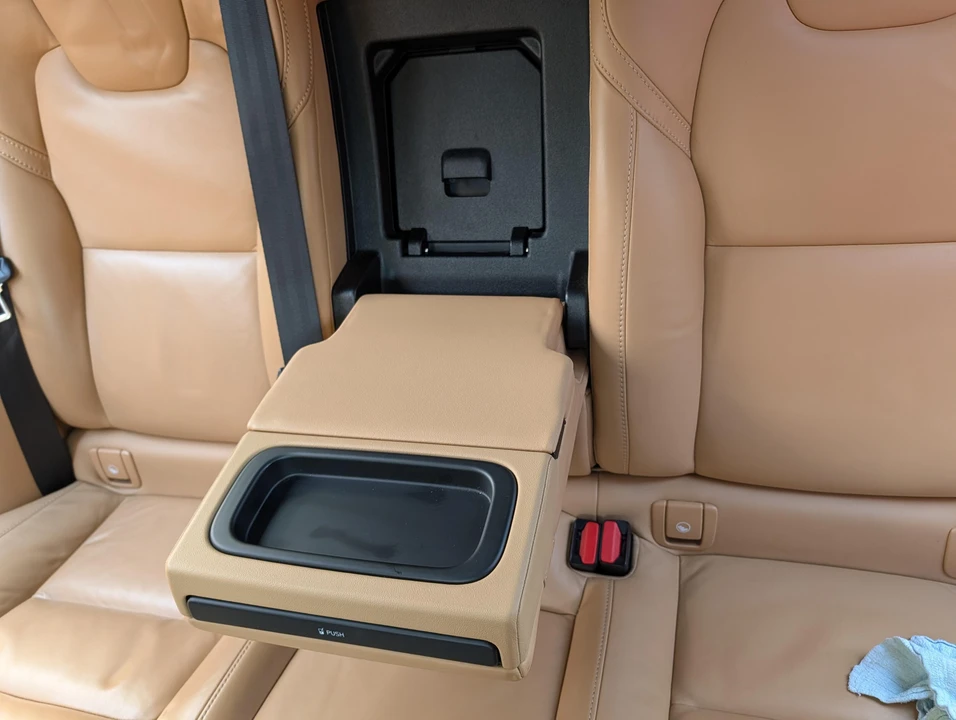 2021 Volvo V90 - Image 26 of 31