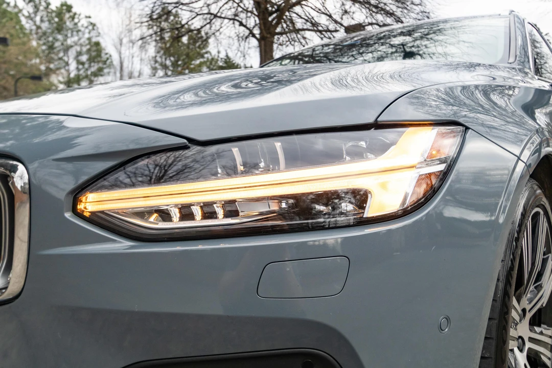 2021 Volvo V90 - Image 12 of 31