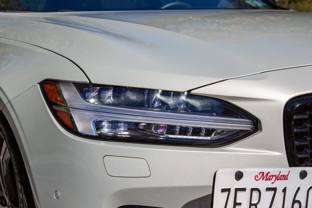 2021 Volvo V90 - Image 17 of 31