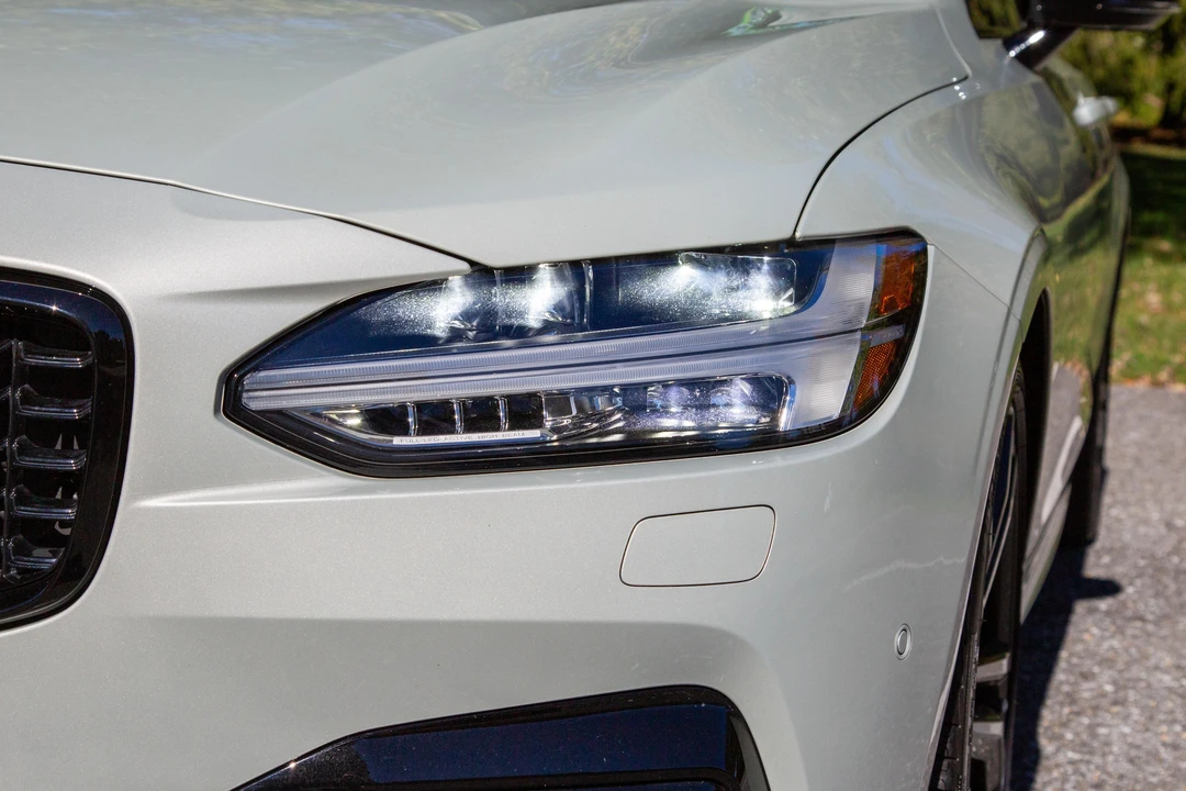 2021 Volvo V90 - Image 18 of 31