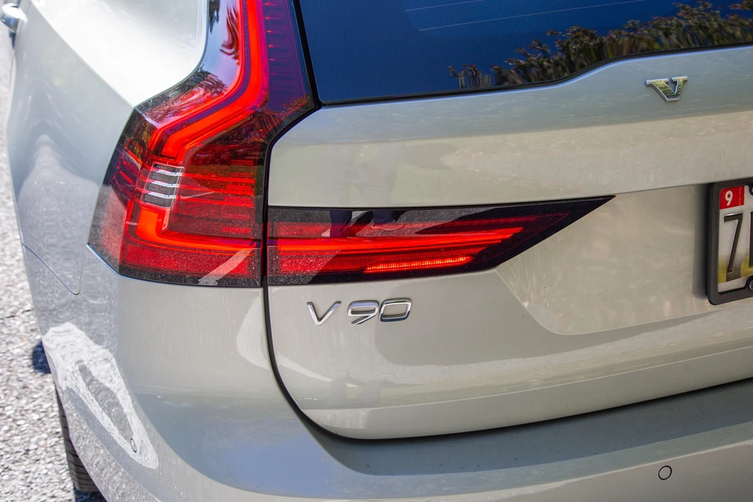 2021 Volvo V90 - Image 28 of 31