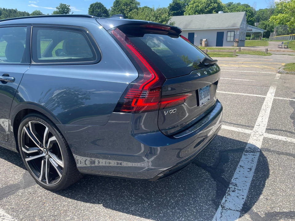 2021 Volvo V90 - Image 30 of 31