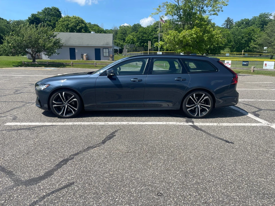 2021 Volvo V90 - Image 11 of 31