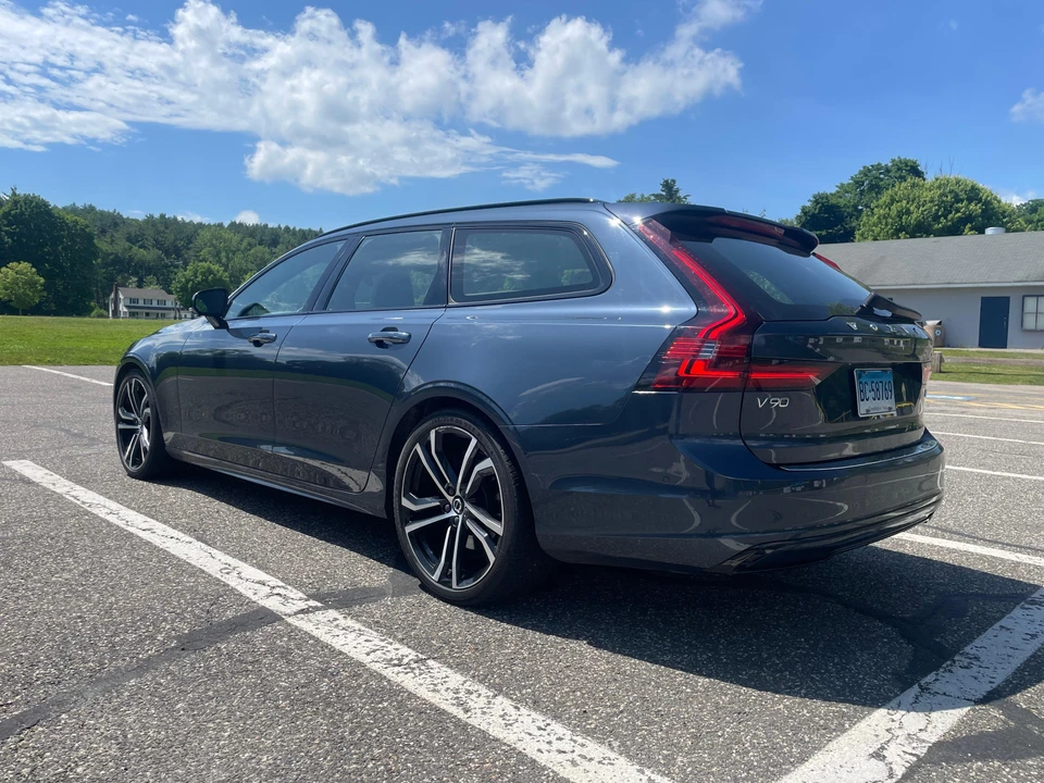 2021 Volvo V90 - Image 12 of 31