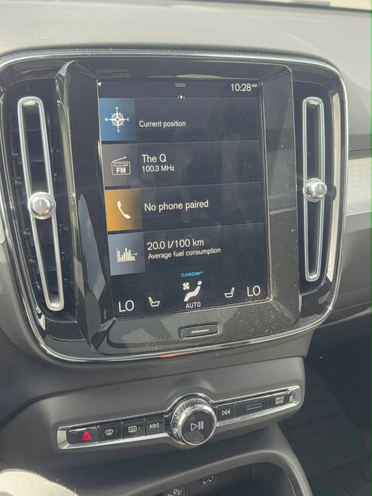 2021 Volvo XC40 - Image 7 of 11