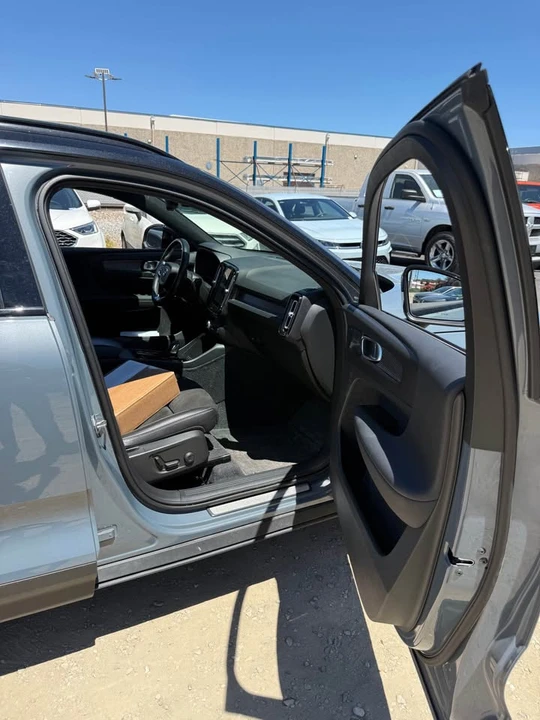 2021 Volvo XC40 - Image 10 of 18