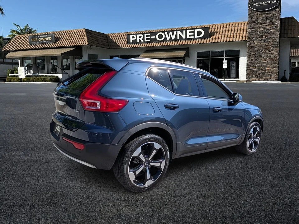 2021 Volvo XC40 - Image 7 of 21