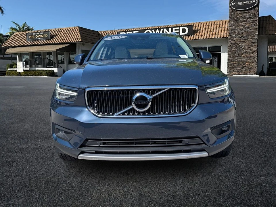 2021 Volvo XC40 - Image 2 of 21