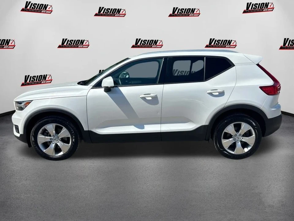 2021 Volvo XC40 - Image 8 of 12