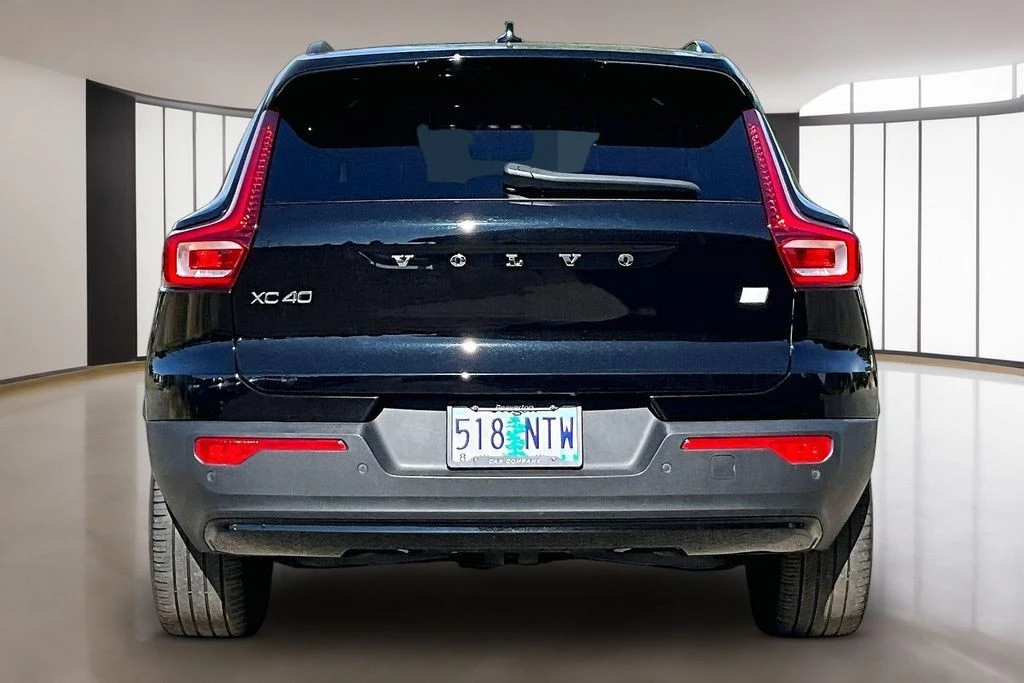 2021 Volvo XC40 - Image 6 of 31