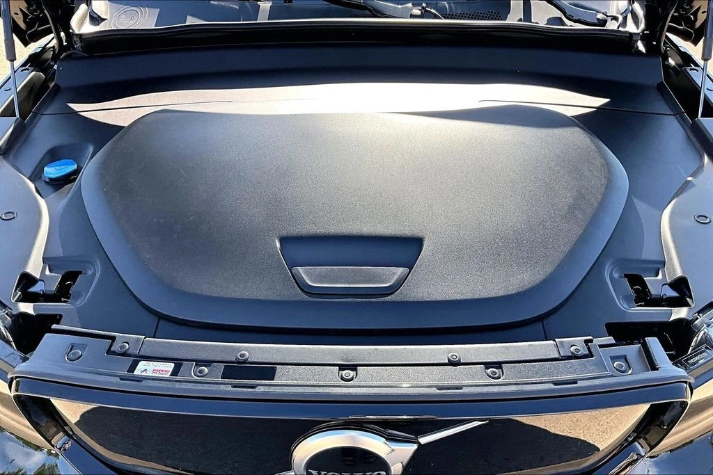 2021 Volvo XC40 - Image 30 of 31