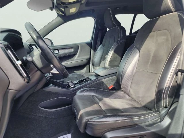 2021 Volvo XC40 - Image 15 of 21