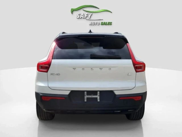 2021 Volvo XC40 - Image 6 of 21