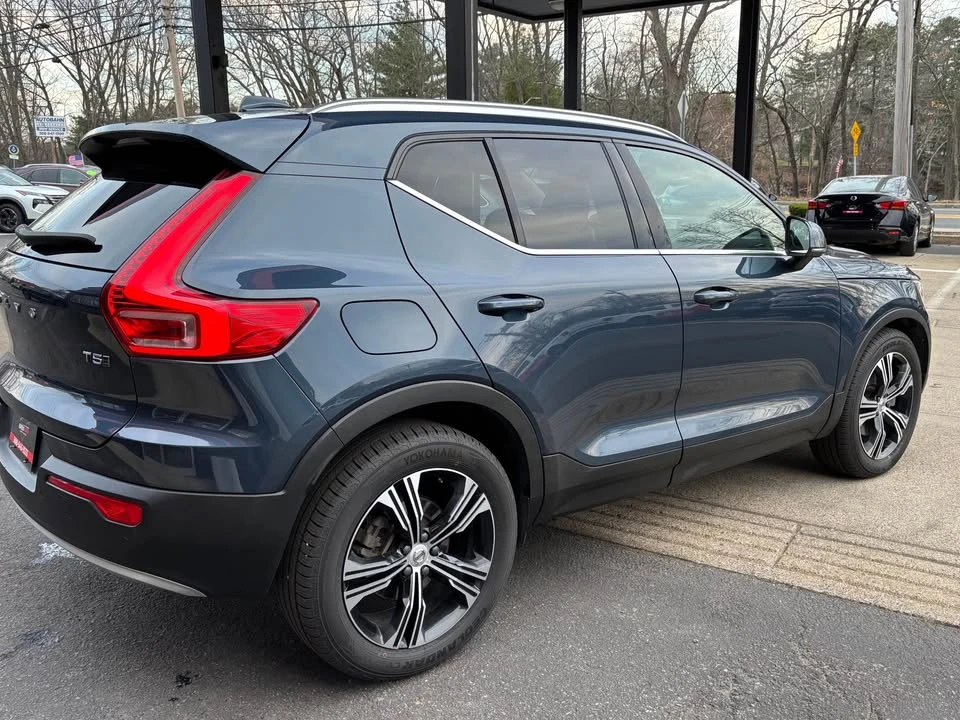 2021 Volvo XC40 - Image 6 of 18