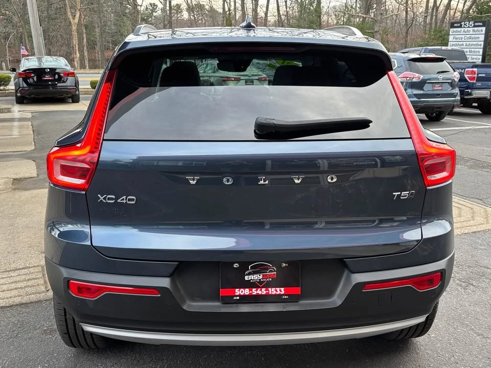 2021 Volvo XC40 - Image 5 of 18