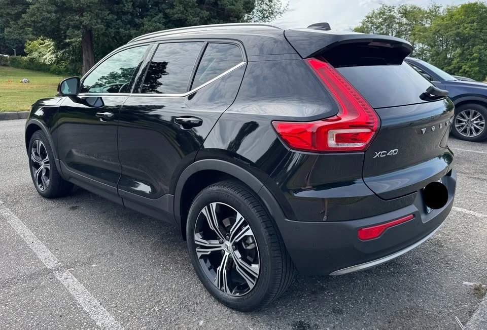 2021 Volvo XC40 - Image 7 of 19