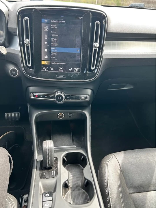 2021 Volvo XC40 - Image 15 of 18