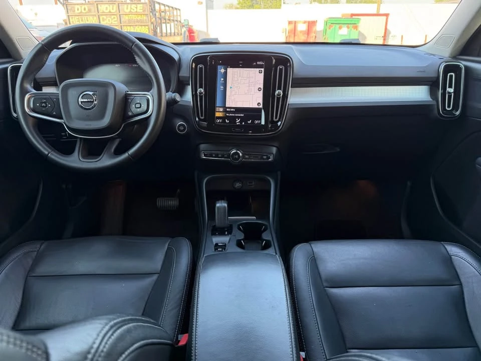 2021 Volvo XC40 - Image 13 of 20