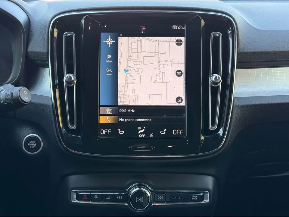 2021 Volvo XC40 - Image 14 of 20