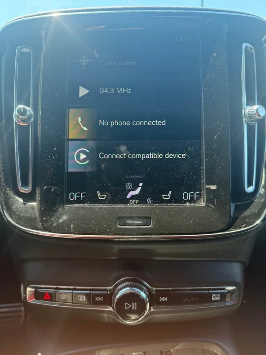 2021 Volvo XC40 - Image 13 of 15