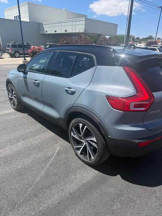 2021 Volvo XC40 - Image 4 of 15