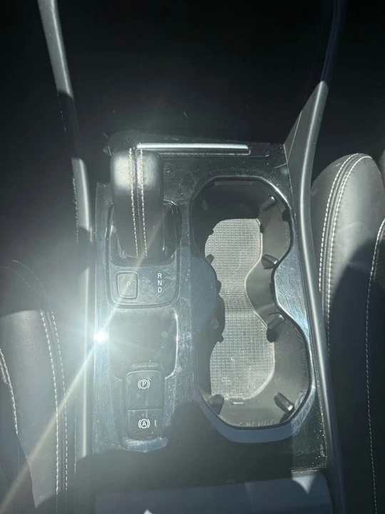 2021 Volvo XC40 - Image 14 of 15