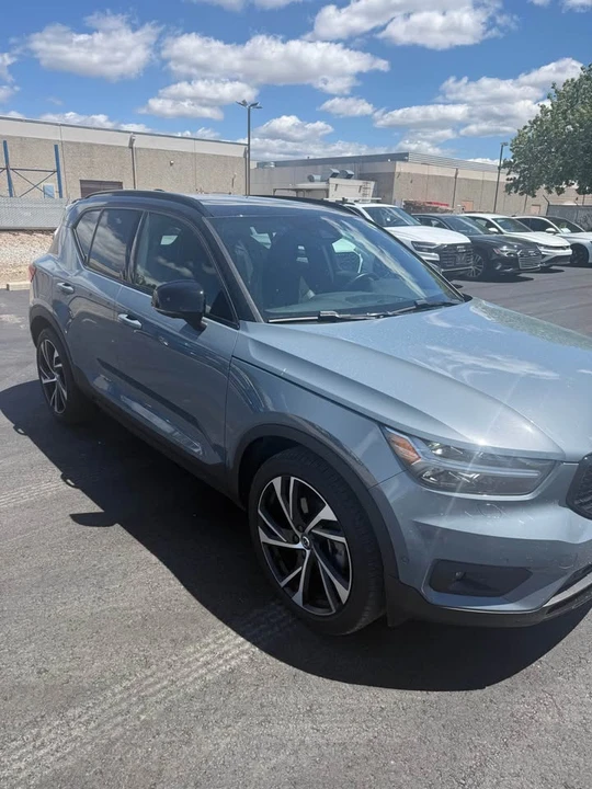 2021 Volvo XC40 - Image 9 of 15